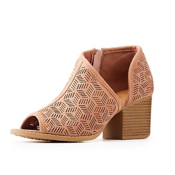 🌸HP🌸Open Toe Side Cut-Out Booties - Picture 6 of 8